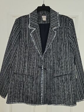 Chico's NWT Size 3 Navy and White Textured Stripe Blazer